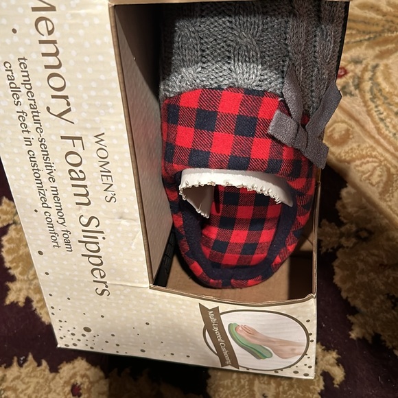 NWT womens’s totes toasties - Picture 3 of 8